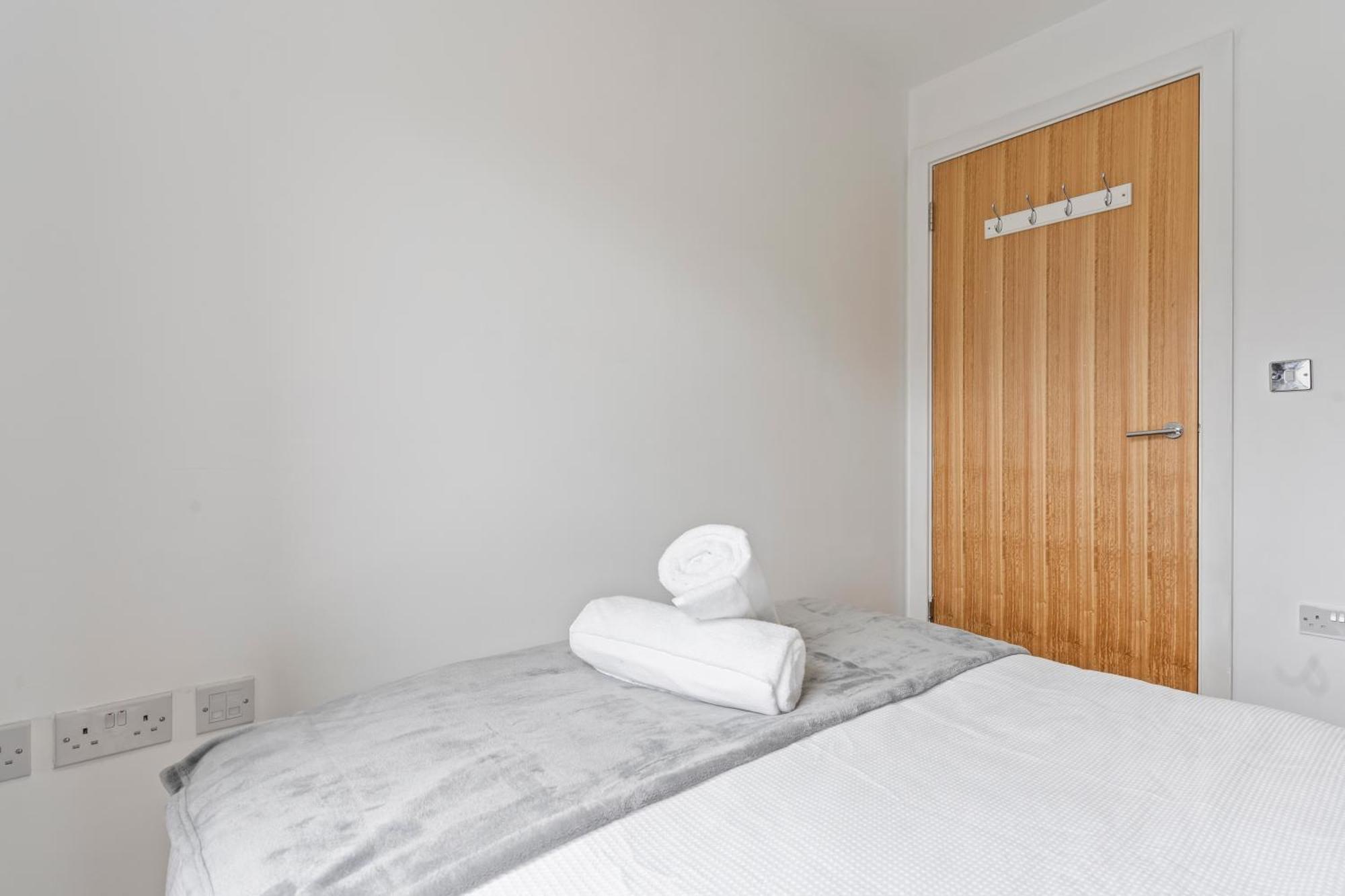 Spacious And Comfy 3 Bedroom House In Centre Apartment Birmingham