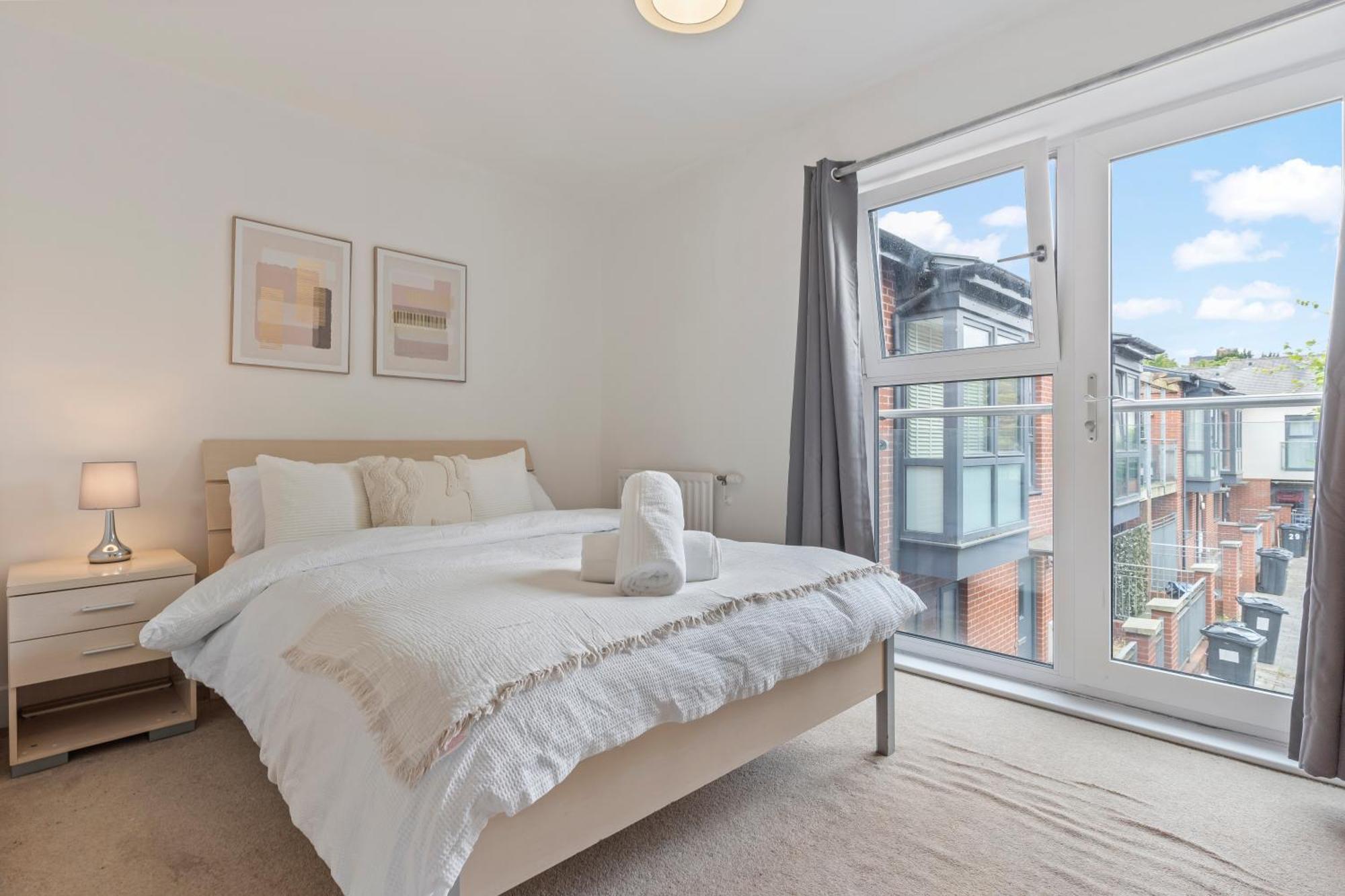 Spacious And Comfy 3 Bedroom House In Centre Apartment Birmingham
